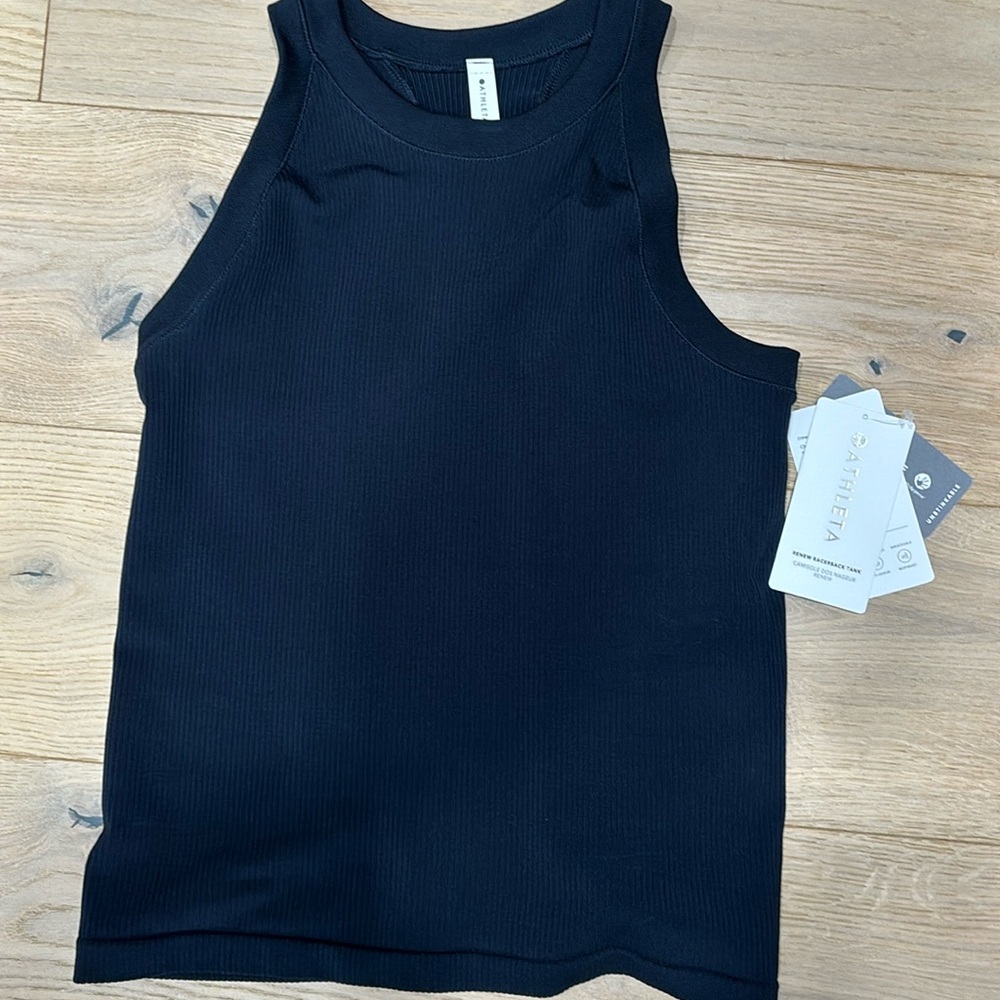 Athleta renew tank size M. Brand new with tags